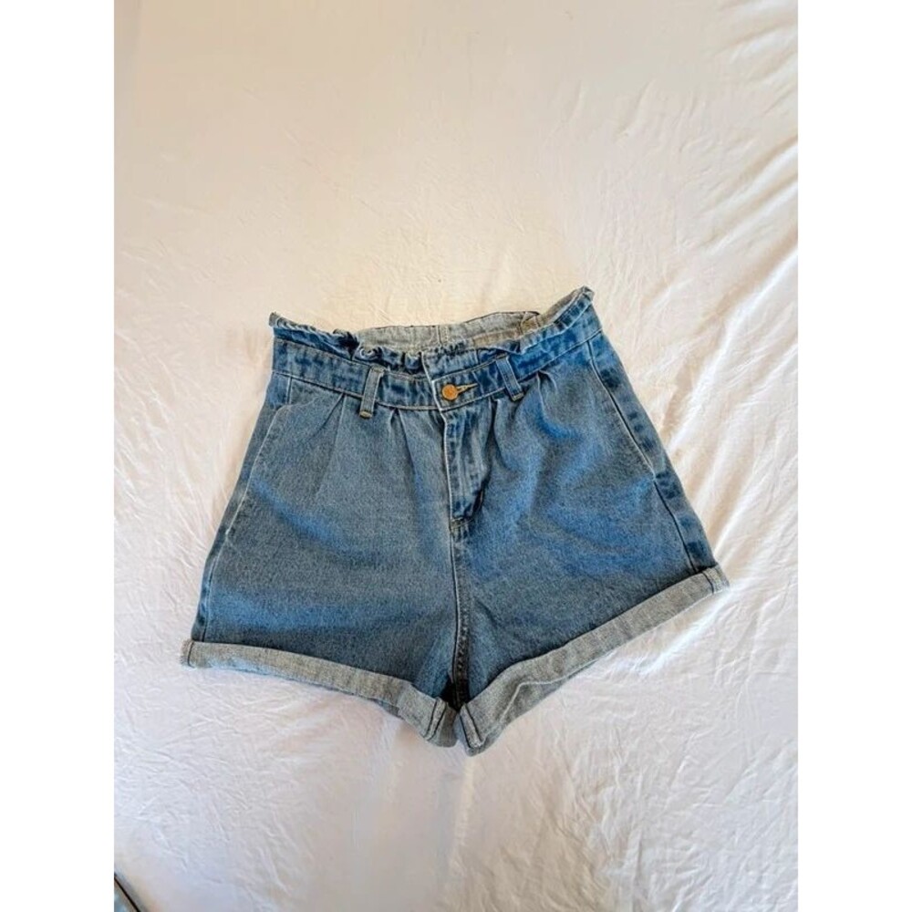 Nasty Gal Womens Size 4 Blue Paperbag High Waist Pleated Cuffed Denim Shorts